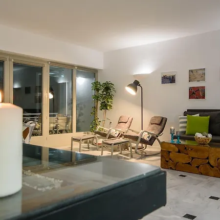 Island View Santorini 公寓 Pýrgos